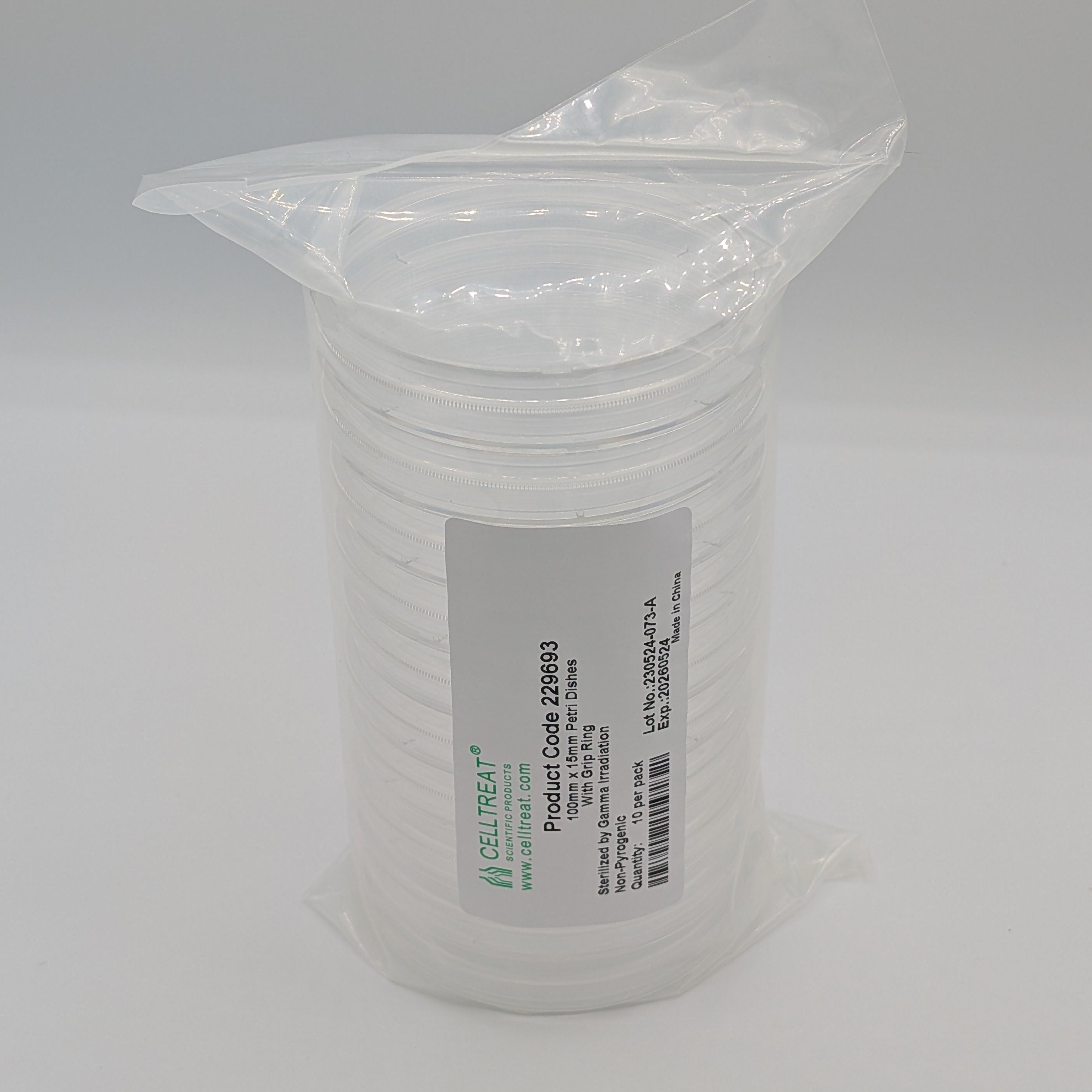 Sterile Celltreat 10pk 100mm x 15mm petri dishes with grip ring, product code 229693